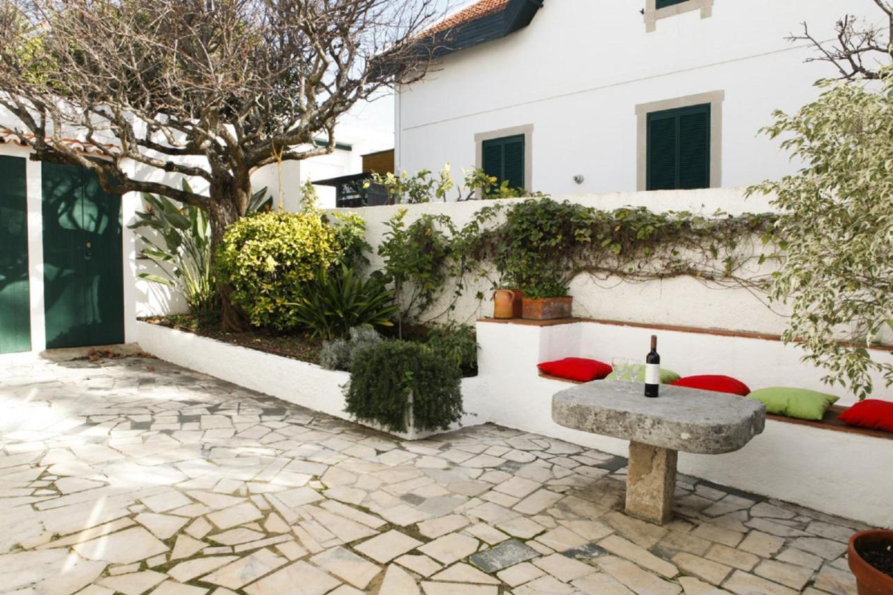 Cushy Apartment With Garden In Ещорил Екстериор снимка